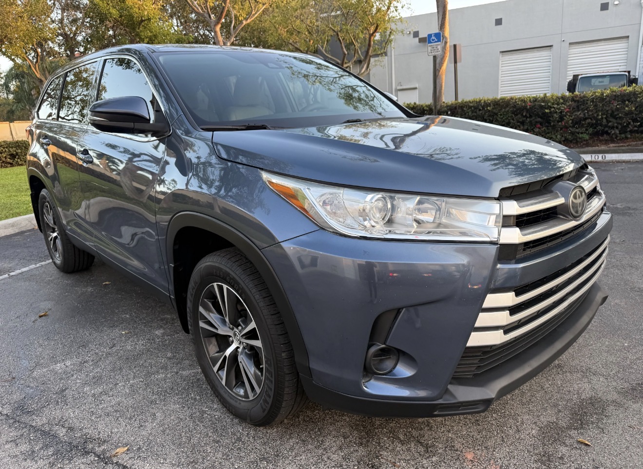 Highlander LE PLUS  photo 1