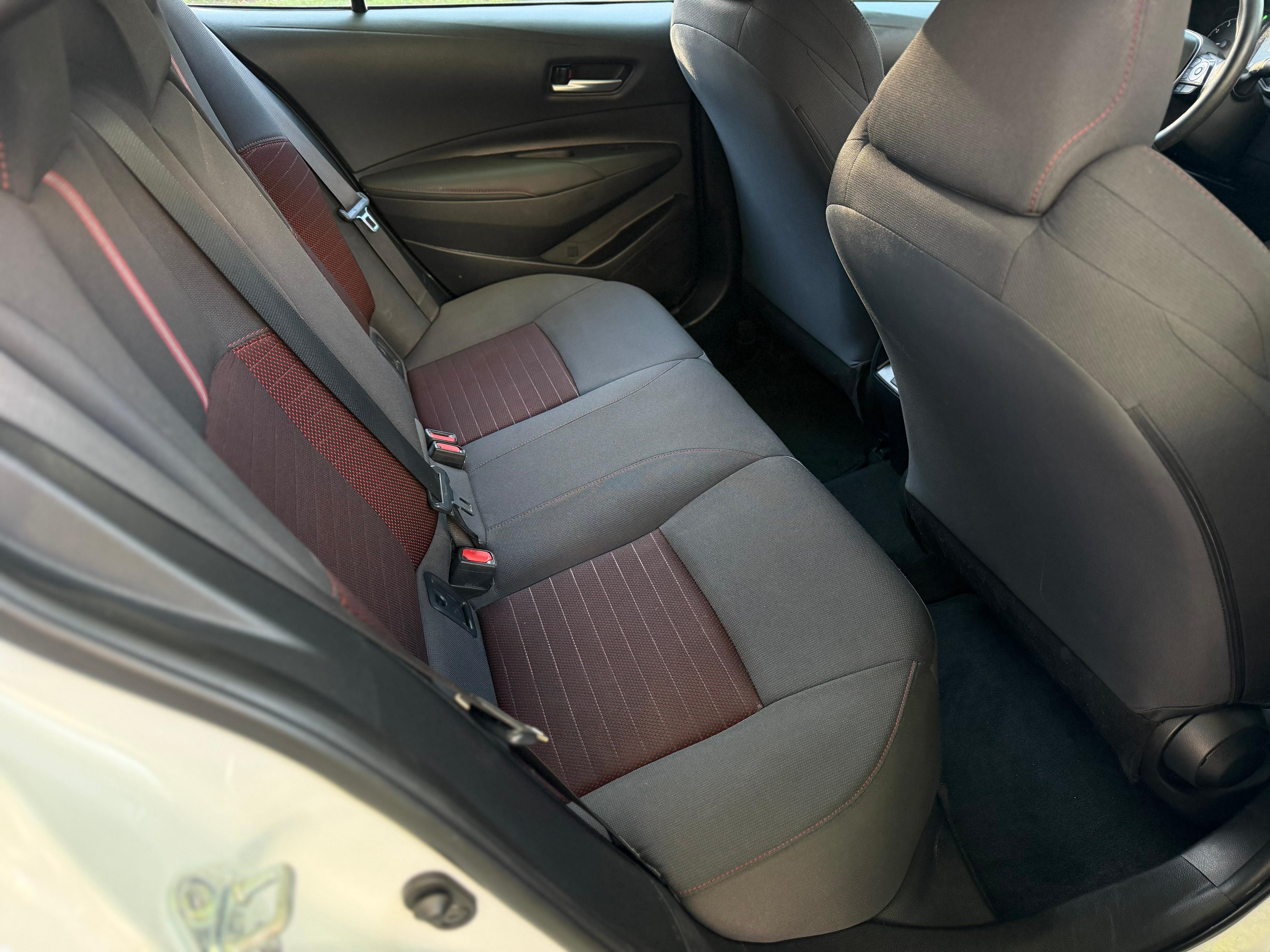 Corolla SE Sport photo 6