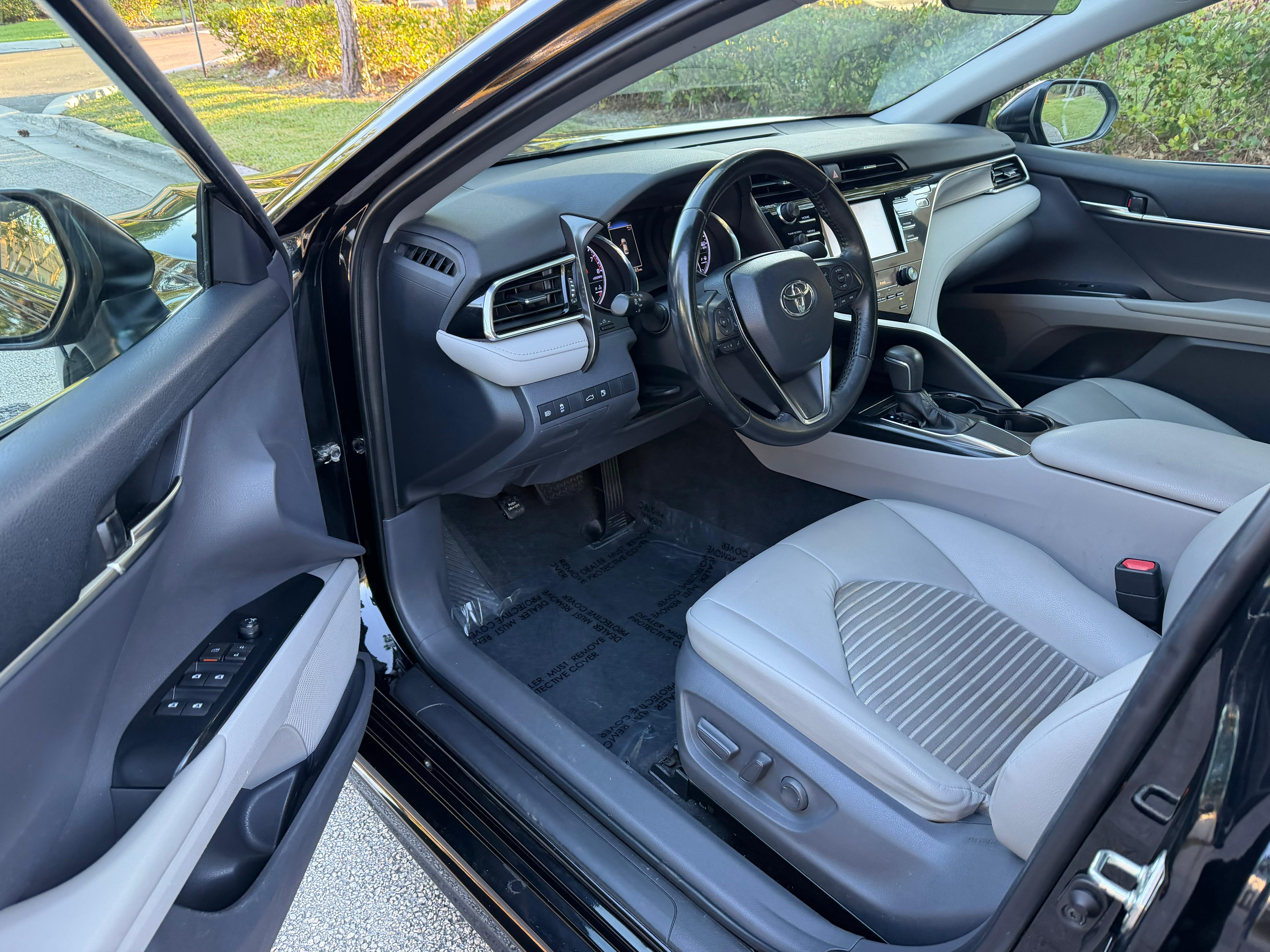 Camry SE Sport photo 6