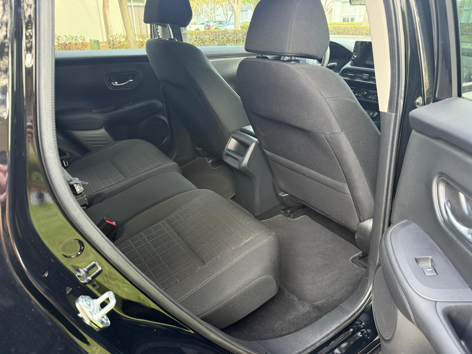 HR-V AWD 4x4 Rebuilt photo 8