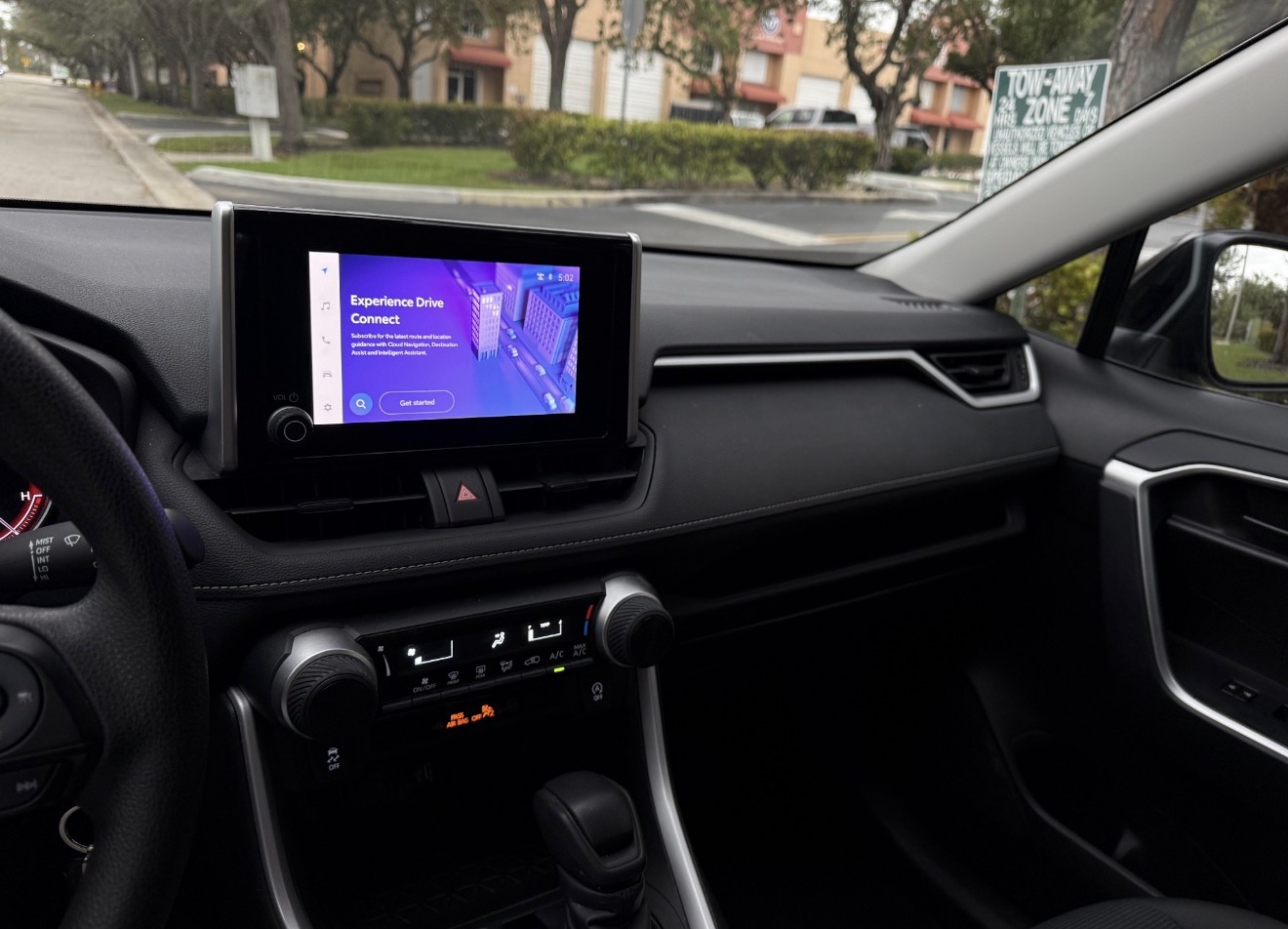 RAV4 AWD 4x4  photo 3