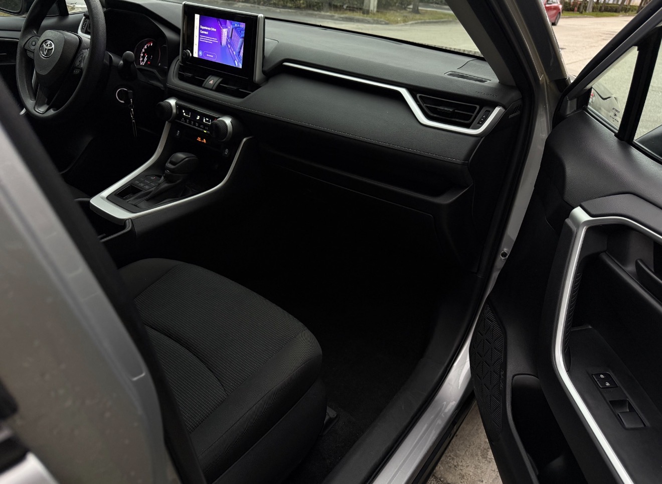 RAV4 AWD 4x4  photo 8