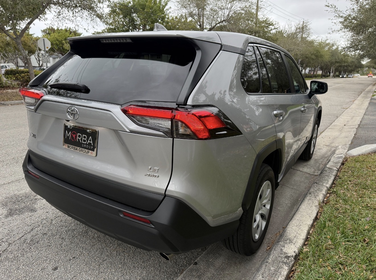 RAV4 AWD 4x4  photo 10